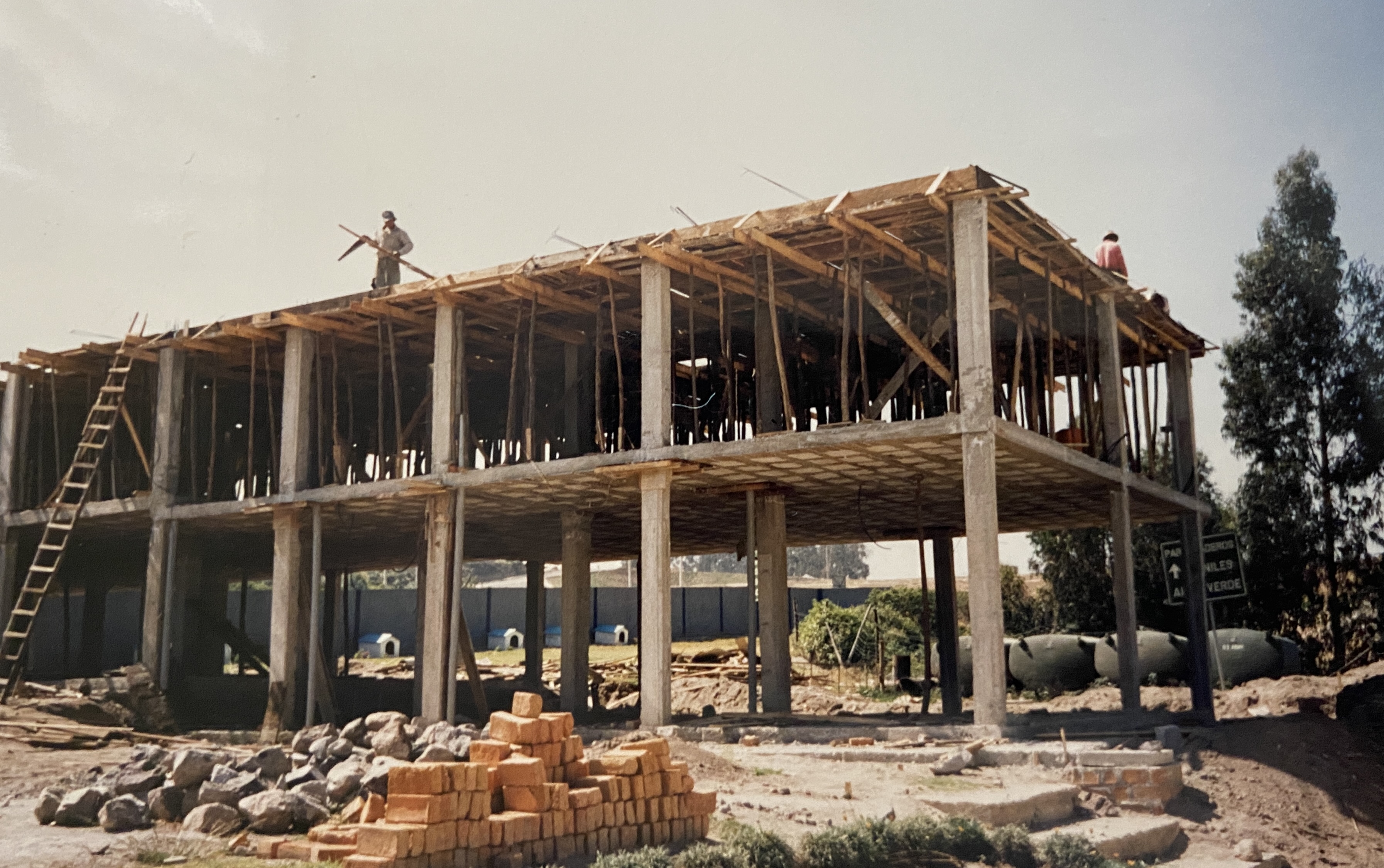 Construcción del Centro de Adiestramiento Canino